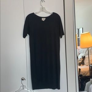 plain LBD little black dress tee